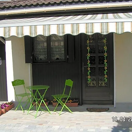 Les Champs Dores 3* Noyarey