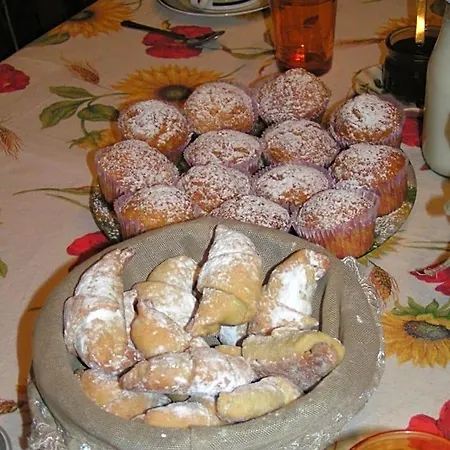 Les Champs Dores Bed & Breakfast 3*